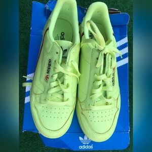 Adidas Tennis Shoes - Green